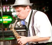Услуги саксофониста
