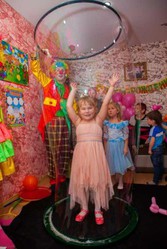 Выпускной в Детском Саду Школе Фокусы Гигантские Пузыри  