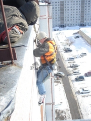 Высотные работы промышленным альпинизмом. Любые высотные работы.