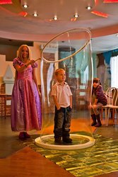 Яркие дни рoждения для ваших деток. Клоуны ,  аниматоры Кpacноярск.