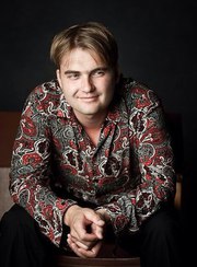 Ведущий на Новогодний корпоратив в Москве