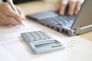Оказываю услуги по написанию студенческих работ бухгалтерскому учету,  экономике,  финансам 