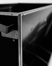 Бункерные кормушки для свиней