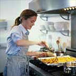 Чтобы прослыть домовитой,  пригласите домработницу