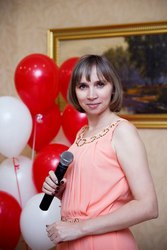 Ведущая тамада и ди-джей