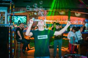 Шоу гигантских мыльных пузырей