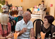 Тамада – проводит  новогодние праздники,  свадьбы,  